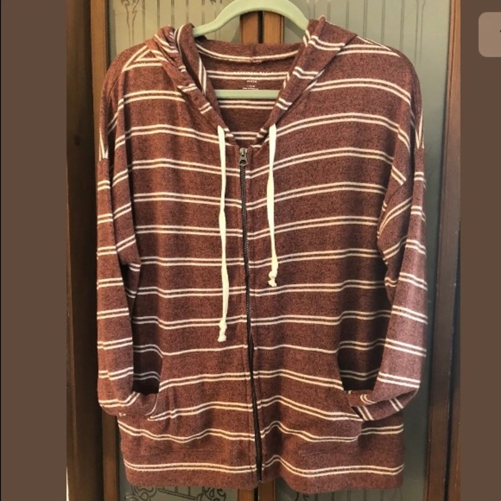 NWT, AE Plush Zipped Hooded Shirt, large